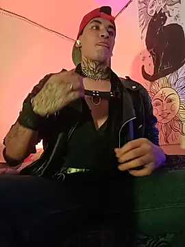 XXX chat uživo modela AlecBanne_