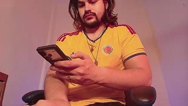 Derek_Vow Chat XXX in diretta