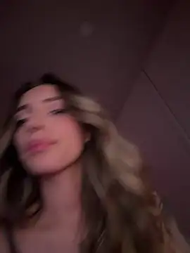 Chat +18 de IsadoraGalle_ ao vivo