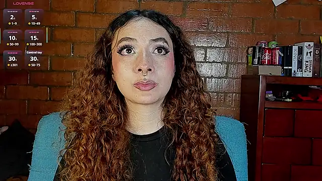 Annycolin_ Chat XXX in diretta