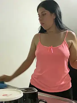 Holly_velvett 现场XXX聊天