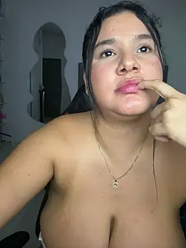 ValleryParker Chat XXX in diretta