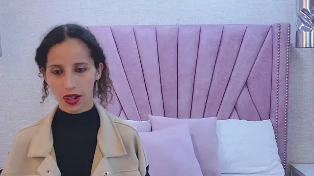 Онлайн чат XXX EimySanchez