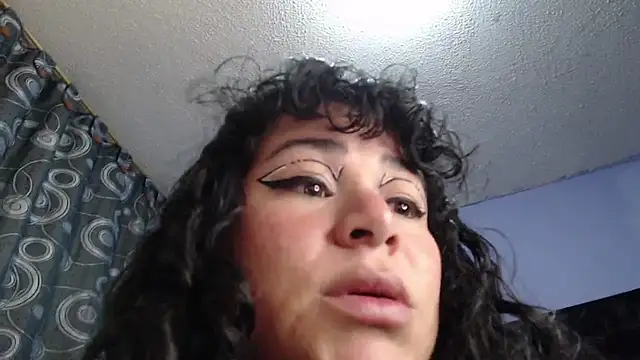 ANGELIQUE_KLANE Chat XXX in diretta