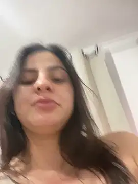 Chat XXX ao vivo de Livia-cortez