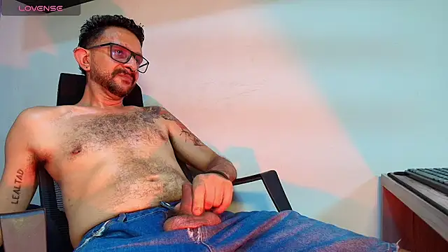 pigbananax: απευθείας συνομιλία ΧΧΧ