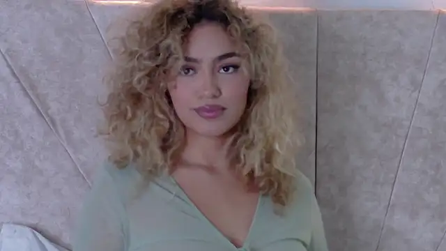 Maddy_Beluci XXX чат на живо