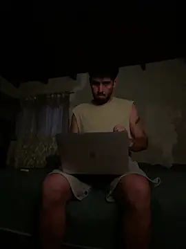 medicenbruu's Live XXX Chat