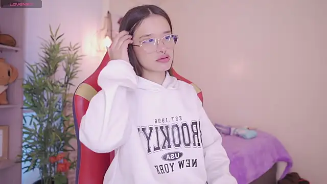 Czat XXX na żywo – Lana_Dreams_