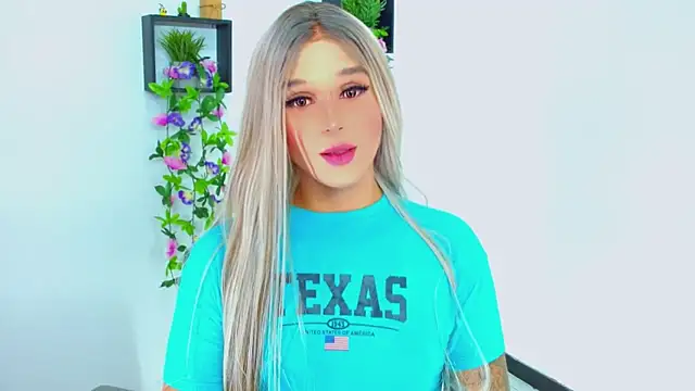 TaylorMon Chat XXX live