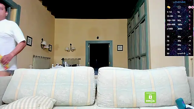 Chatroom XXX en direct de brad_latino