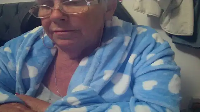 Chat XXX en directo de Playful_MILF_Demi