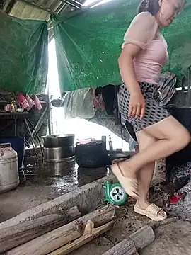 lya_sexyy XXX чат на живо