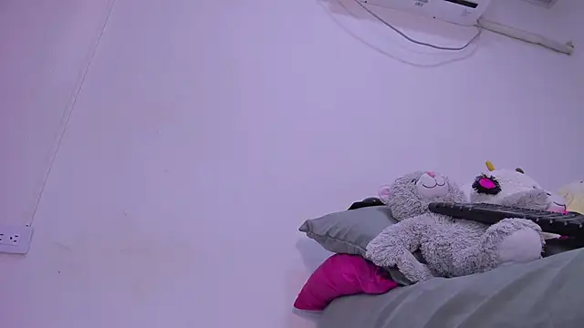 vennuss19 – Naživo XXX chat