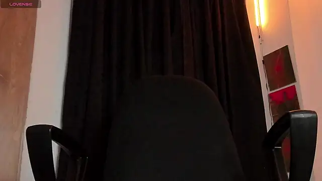 manu__05 লাইভ XXX চ্যাট
