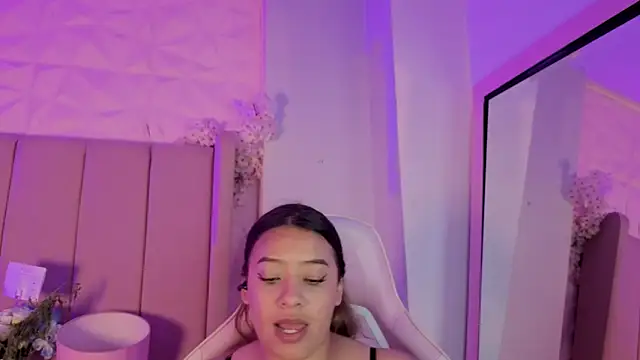 Živý XXX chat MollyBigBoobs12