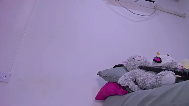 vennuss19 – Naživo XXX chat