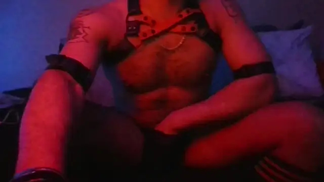 Chat XXX en directo de KY_Sir35