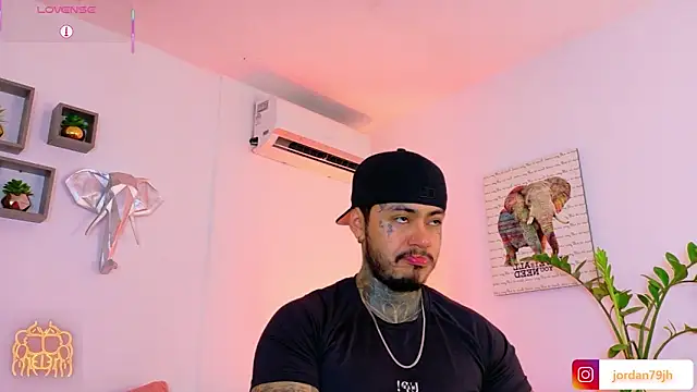 Chat XXX en directo de JordanSmiith_