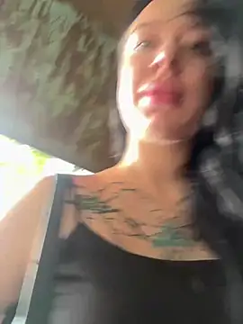AlishaOfThorns' Live XXX Chat