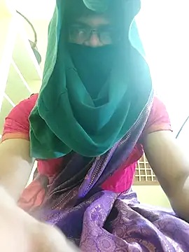Pokazy przed kamerką – Nivi_23@xh