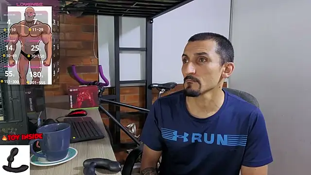 دردشة Marck_Muscle الجنسية المباشرة