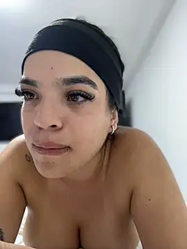 Živý XXX chat JuanitaMore01