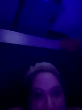 21Lexie21's Live XXX Chat