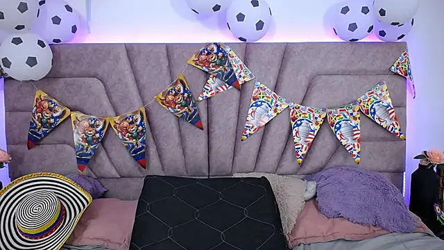 Chat +18 de Jessica_Kraftt ao vivo