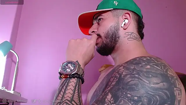 king_falconer Adlı Modelin Canlı XXX Sohbeti