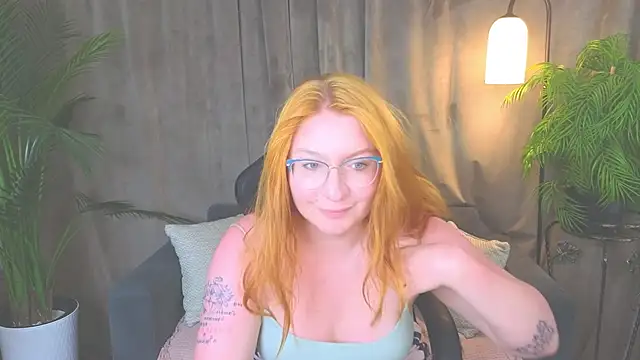 AliceBrightside's Live XXX Chat