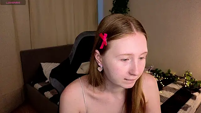 LiliTiny live XXX chat