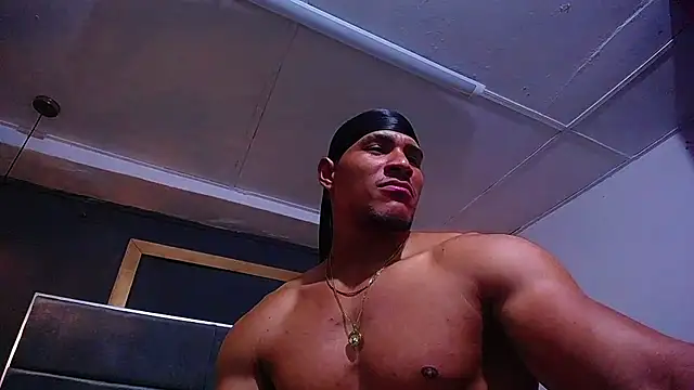 Chat XXX en directo de teddyfit19cm