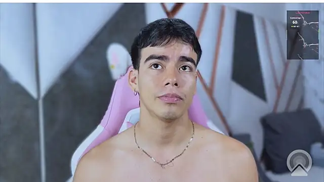 Alejandro_karter18のウェブカメラショー