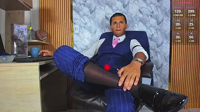 Hideintheoffice Live XXX-Chat