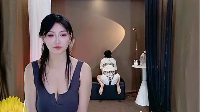 Banana-Milk69's Webcam Show