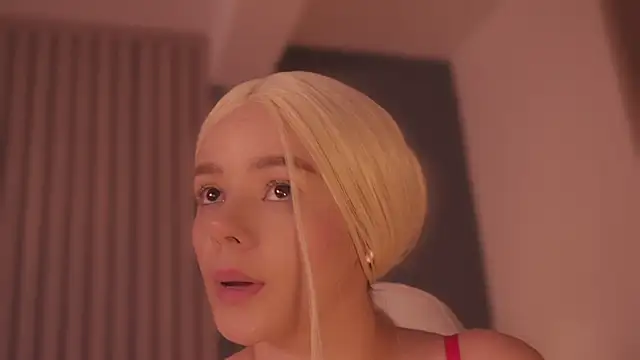 bella_adams_ 即時 XXX 聊天