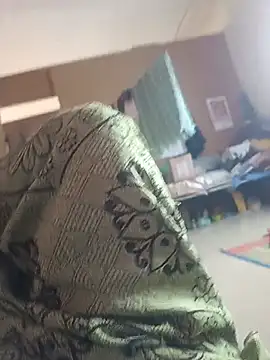 bkstar14 Adlı Modelin Canlı XXX Sohbeti