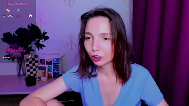 Czat XXX na żywo – KindHazelHere_