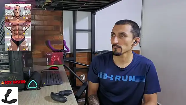 Chat XXX ao vivo de Marck_Muscle