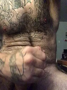 צ'אט XXX בשידור חי של BlueCollarTattoos