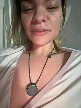 HeavenAylin Adlı Modelin Canlı XXX Sohbeti