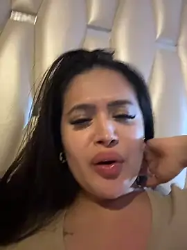 Živý XXX chat Sara_fun