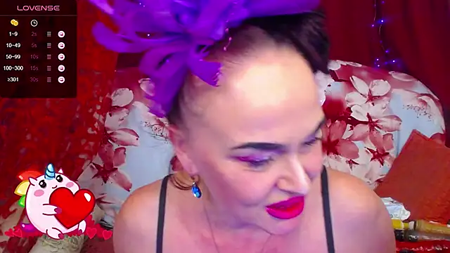 hotzlata élő XXX-chatje