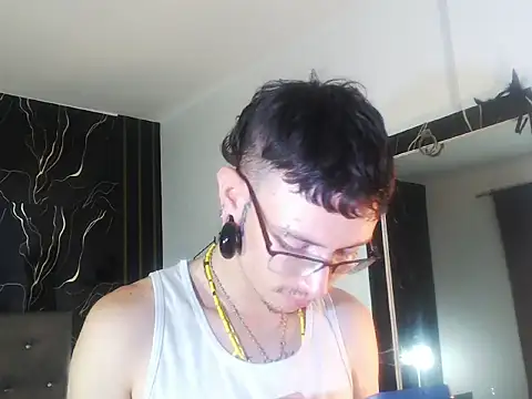 Ryan_Owenss' Live XXX Chat