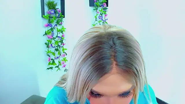 دردشة TaylorMon الجنسية المباشرة