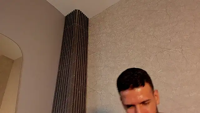 XXX chat uživo modela Jacob_Benelli