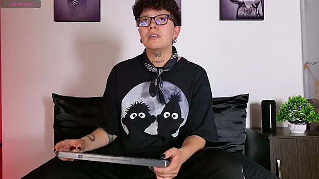 Czat XXX na żywo – alex_noa