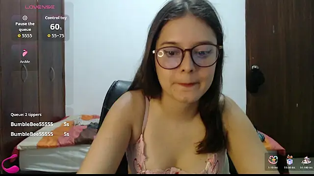 MadieeLorez Live XXX-chat