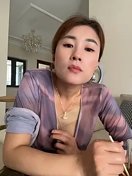 okgirl_23 Adlı Modelin Canlı XXX Sohbeti